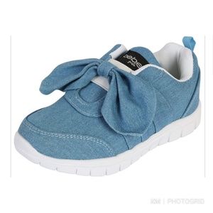 Bebe Girls Slip on Demin Bow Sneakers Size XL 4/5